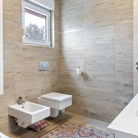 Dainty Holiday In Novigrad With Private Swimming Pool Casa de Férias