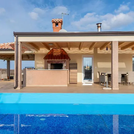 Dainty Holiday In Novigrad With Private Swimming Pool Casa de Férias