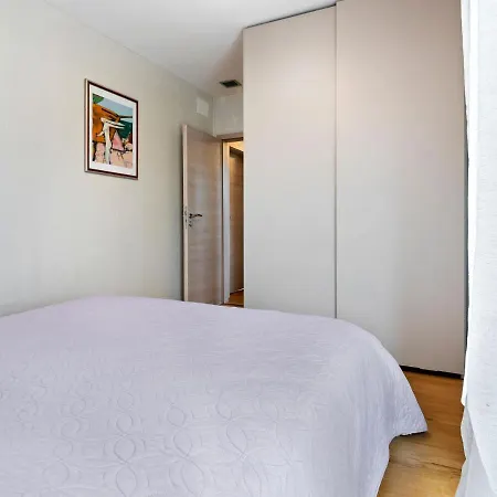 Dainty Holiday In Novigrad With Private Swimming Pool